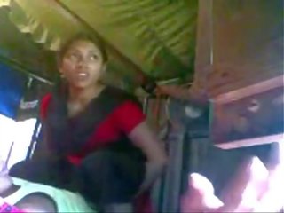 Indiyano bata marvellous bhabhi magkantot sa pamamagitan ng devor sa silid lihim record - wowmoyback