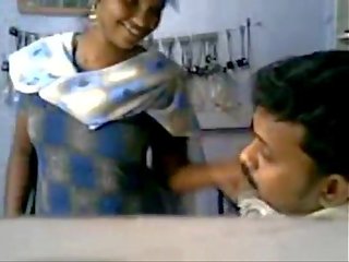 Tamil naselje ljubica x ocenjeno film s šef v mobile trgovina
